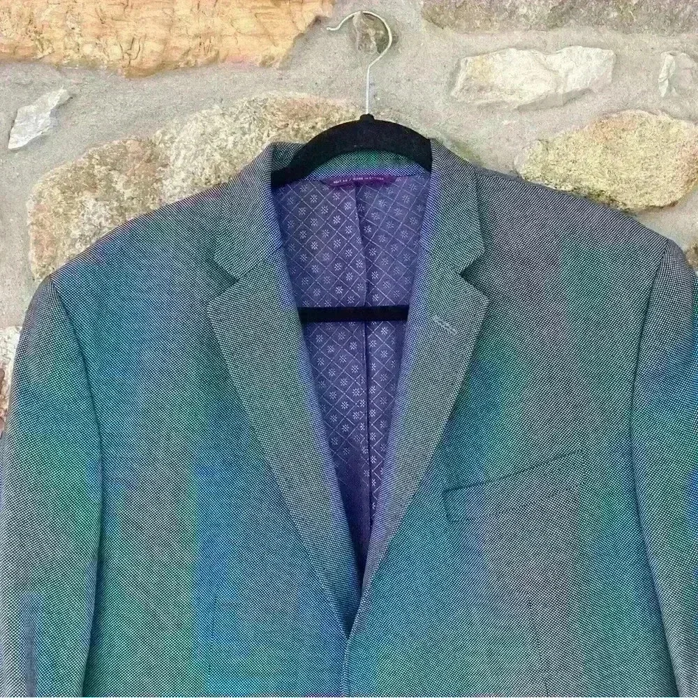Ted‎ Baker Suit